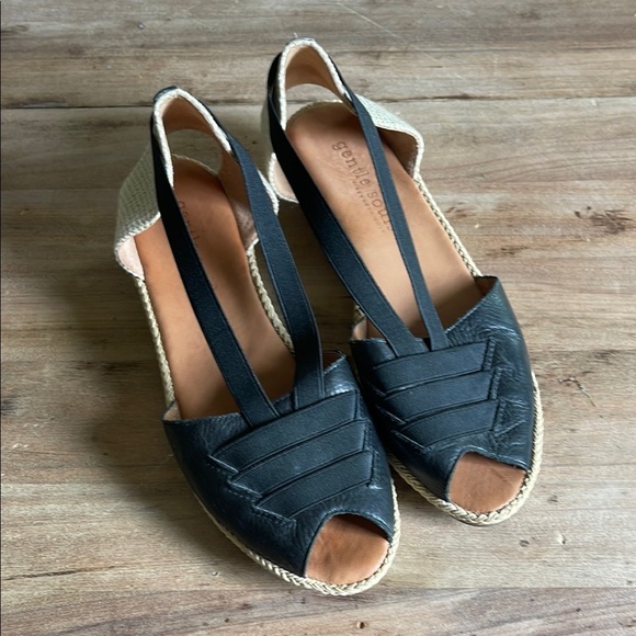 Gentle Souls Luci Black Leather Summer Wedge Women's Sandals size 10 EUC - Picture 1 of 7